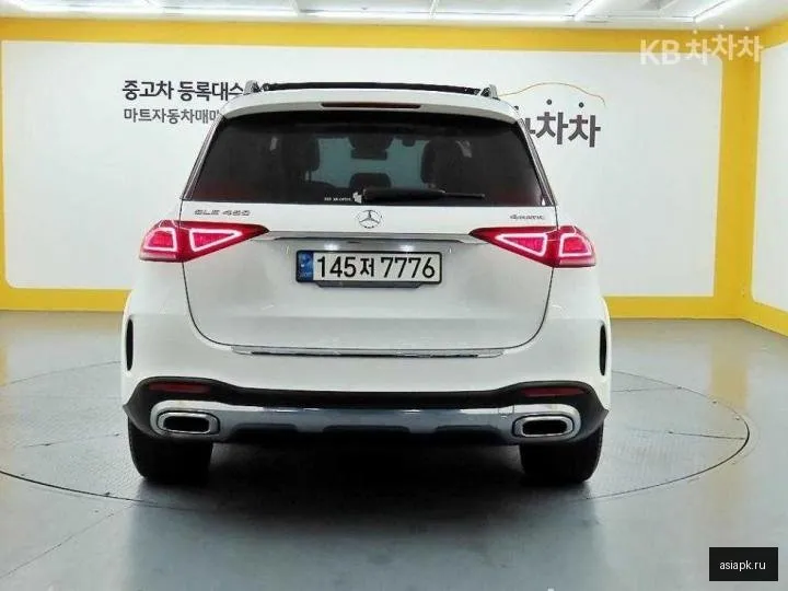 Mercedes-Benz GLE-Class 3