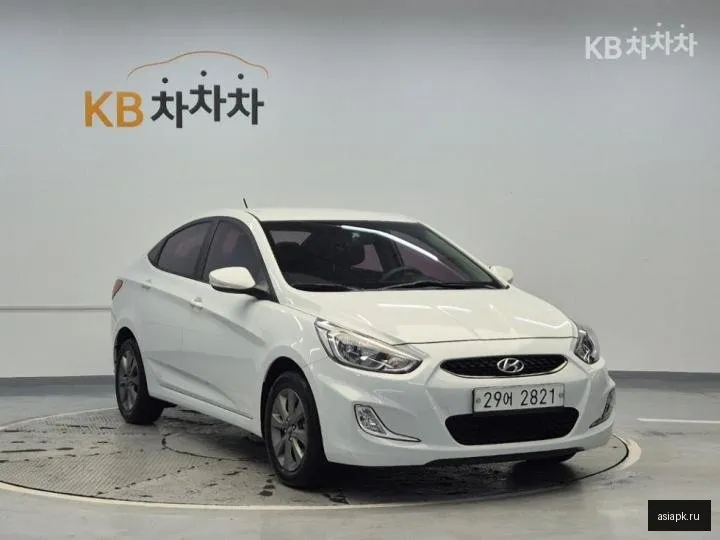 Hyundai Accent 4