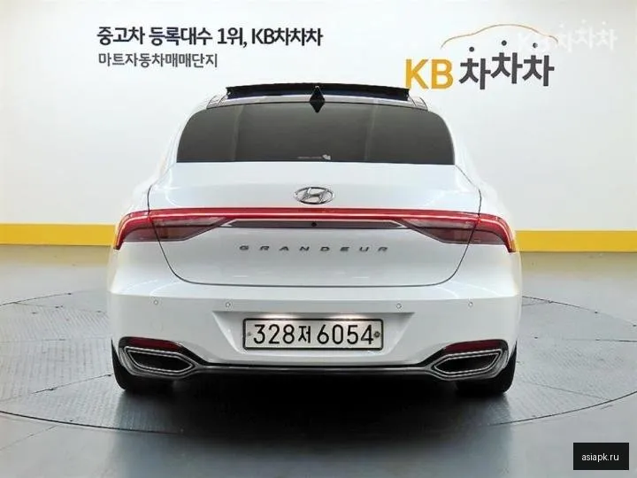 Hyundai Grandeur 3