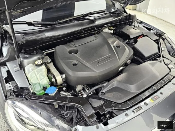 Volvo V40 6