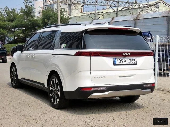Kia Carnival 3