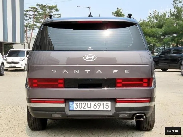 Hyundai Santa Fe 4