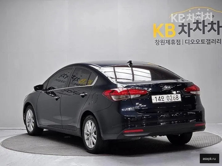 Kia K3 6