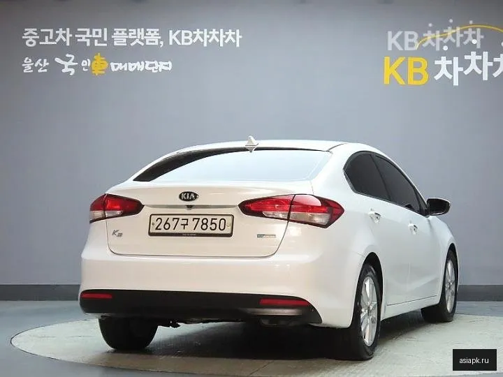 Kia K3 2