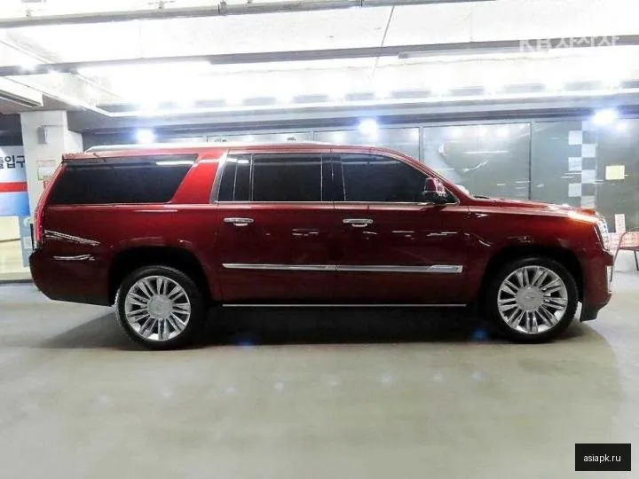 Cadillac Escalade 3