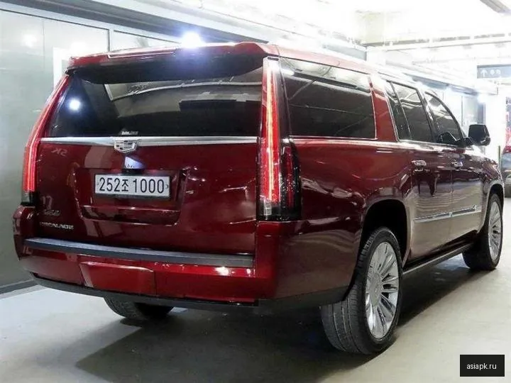 Cadillac Escalade 4
