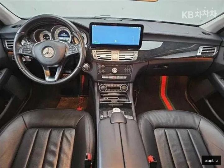 Mercedes-Benz CLS-Class 5