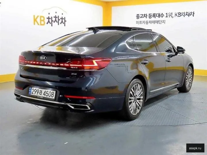 Kia K7 4