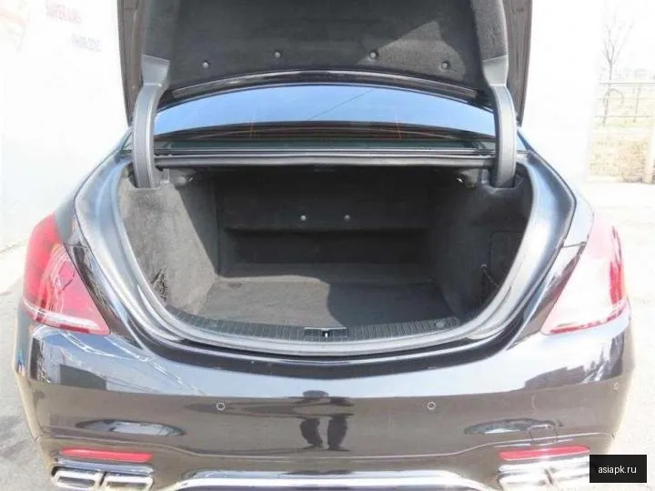 Mercedes-Benz S-Class 5