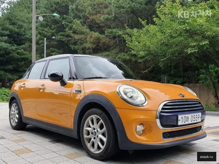 MINI Hatch 4
