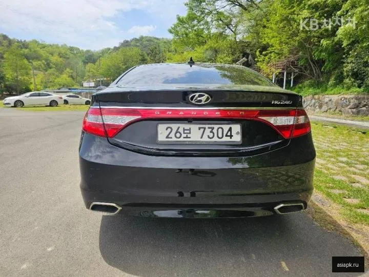 Hyundai Grandeur 3
