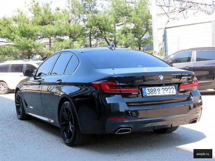 BMW 5-Series 3