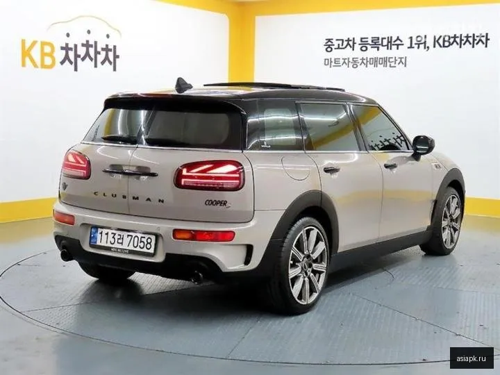 MINI Clubman 4