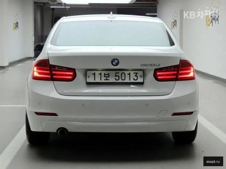 BMW 3-Series 3