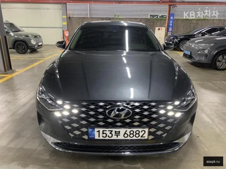 Hyundai Grandeur 2