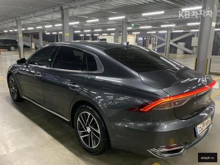Hyundai Grandeur 5