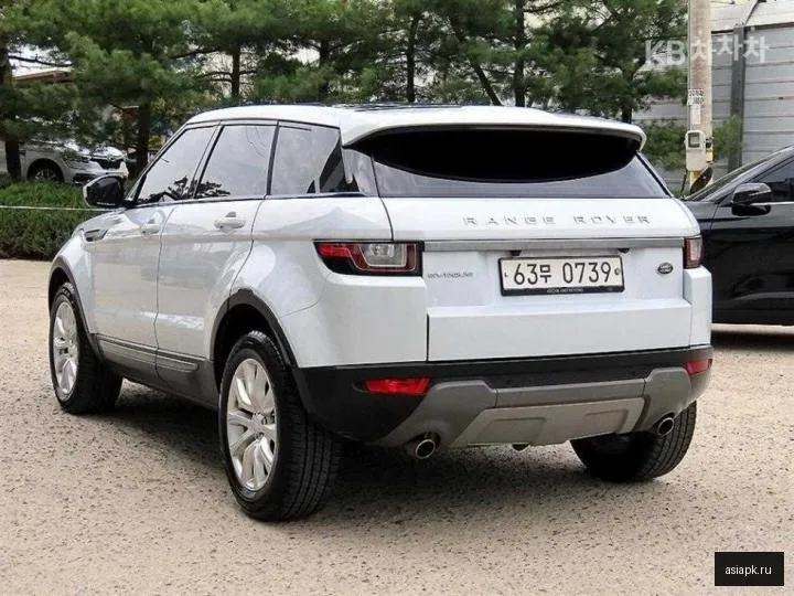 Land Rover Range Rover Evoque 3
