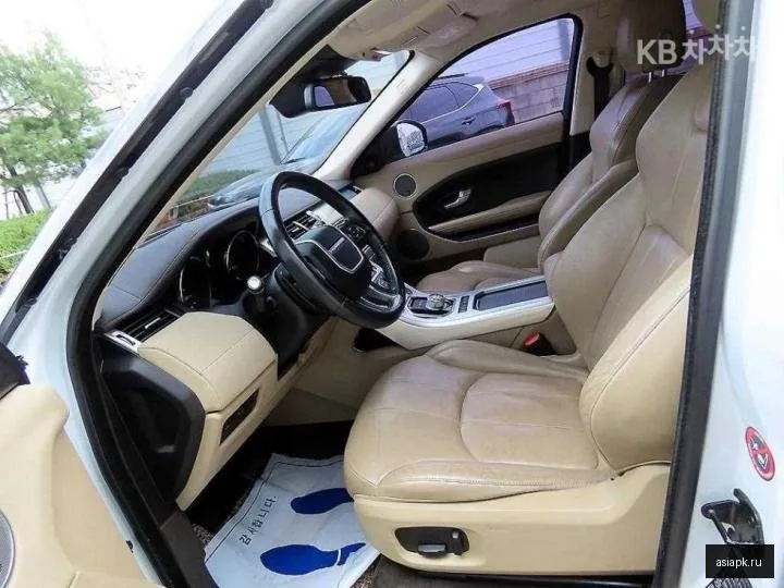 Land Rover Range Rover Evoque 5