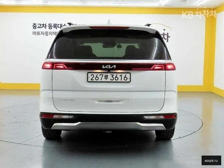 Kia Carnival 3