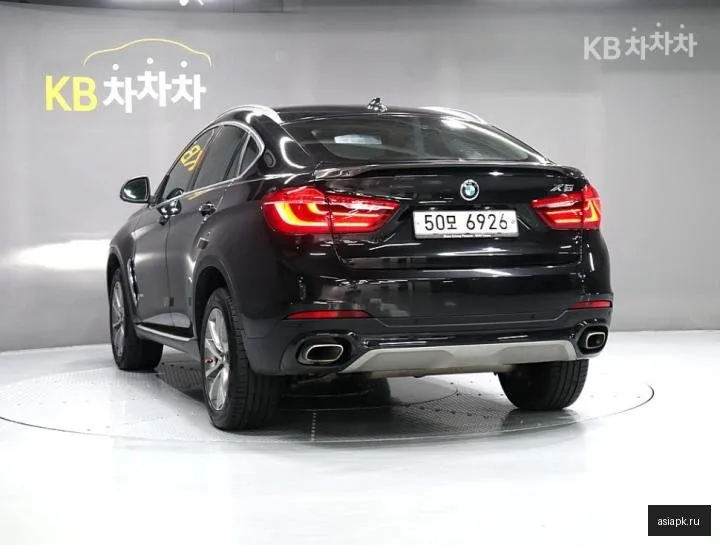 BMW X6 4