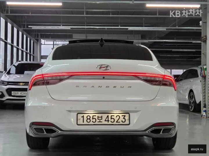 Hyundai Grandeur 5