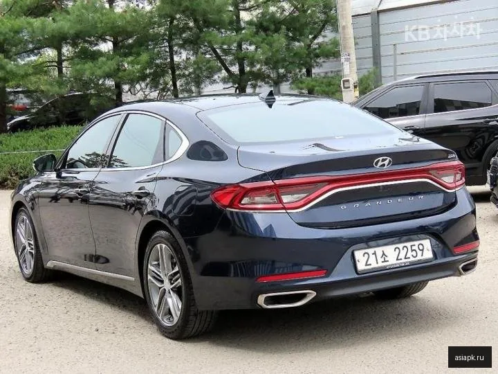 Hyundai Grandeur 3