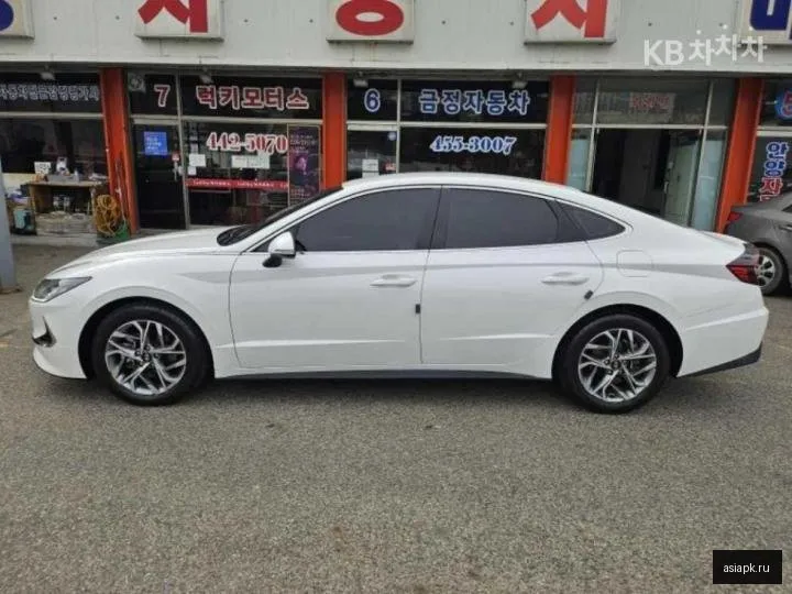 Hyundai Sonata 2