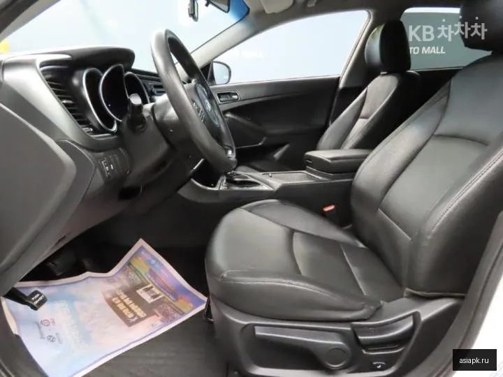 Kia K5 6