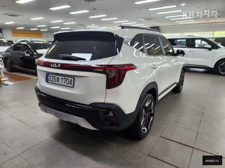 Kia Seltos 4