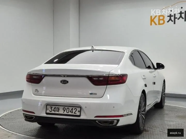Kia K7 3