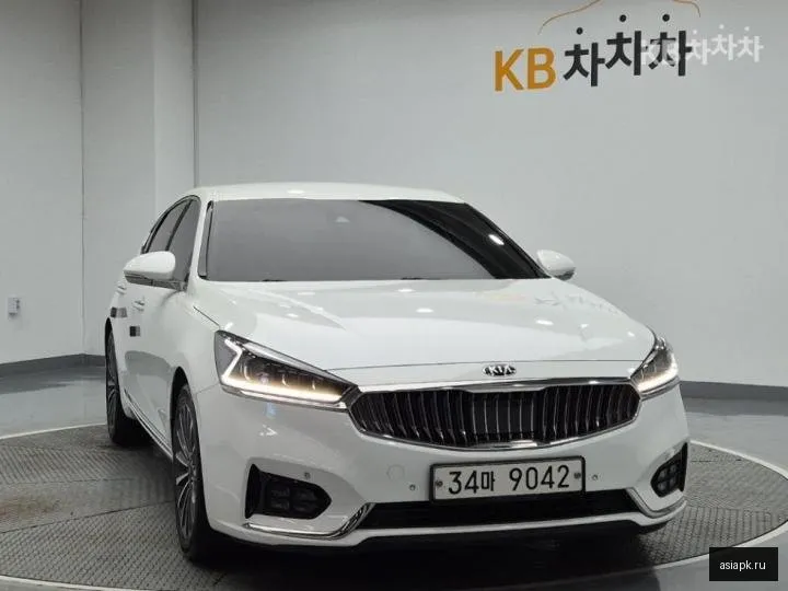 Kia K7 4