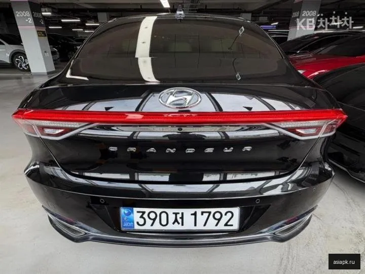 Hyundai Grandeur 5