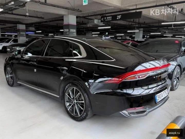Hyundai Grandeur 4