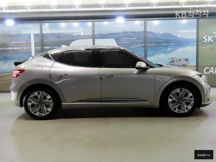 genesis GV60 3