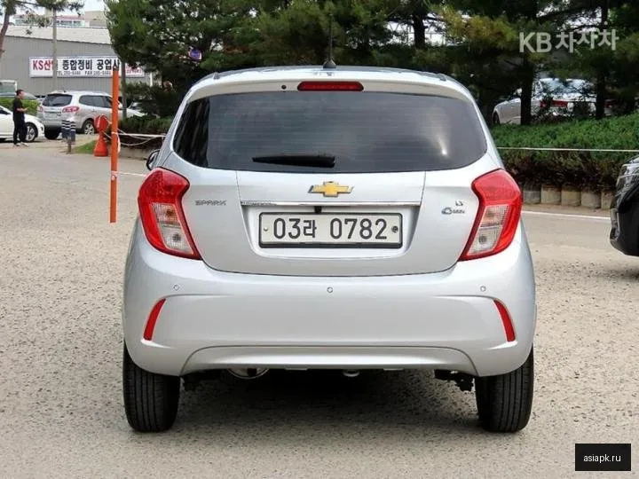 Chevrolet Spark 4