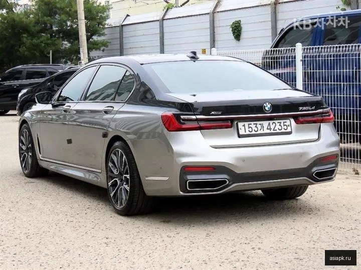 BMW 7-Series 3