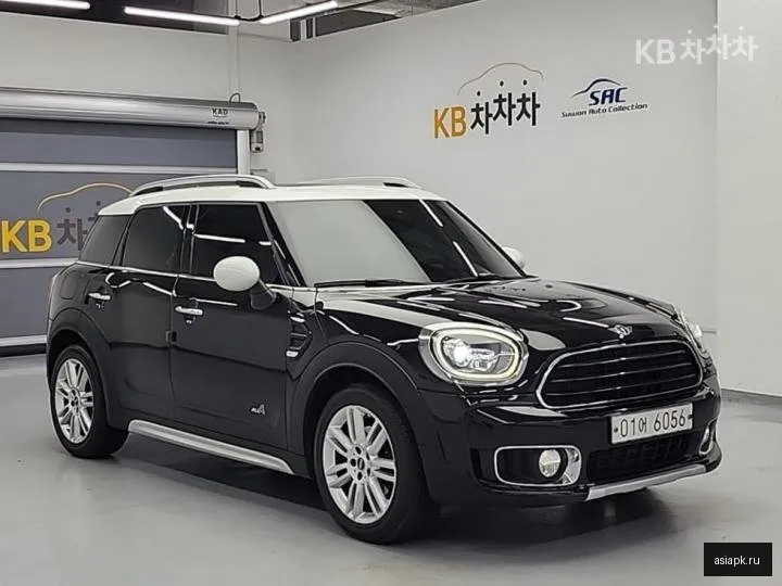 MINI Countryman 4
