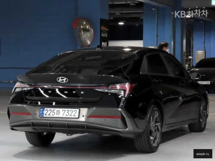 Hyundai Avante 4