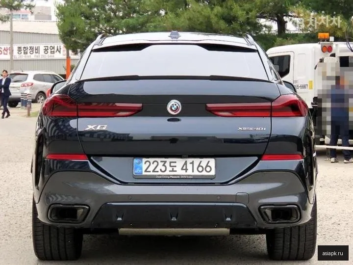 BMW X6 4
