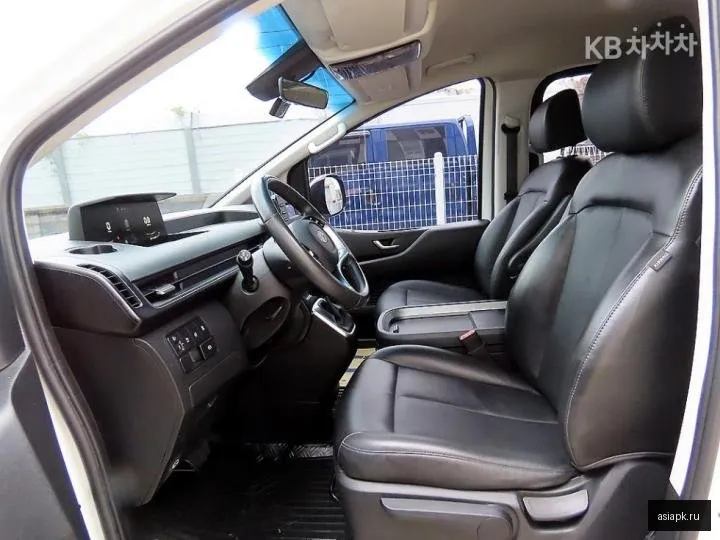 Hyundai Staria 5