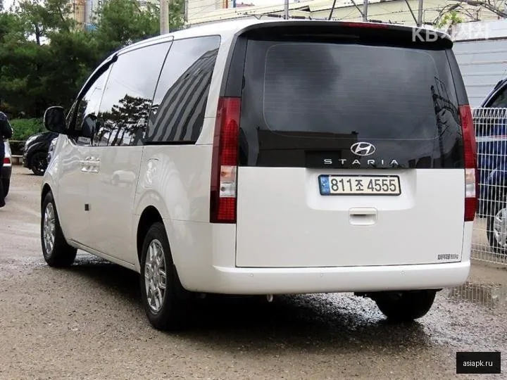 Hyundai Staria 3
