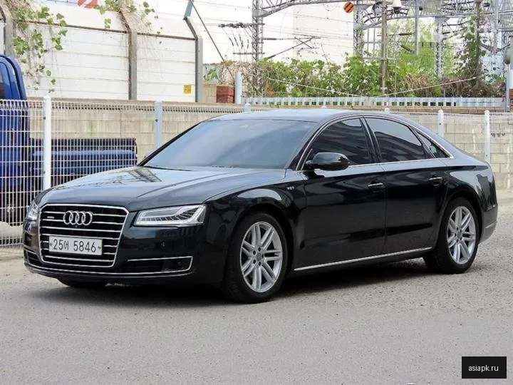 Audi A8 2