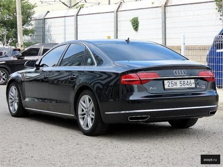 Audi A8 3