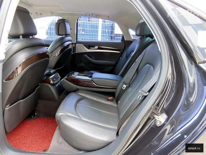 Audi A8 6