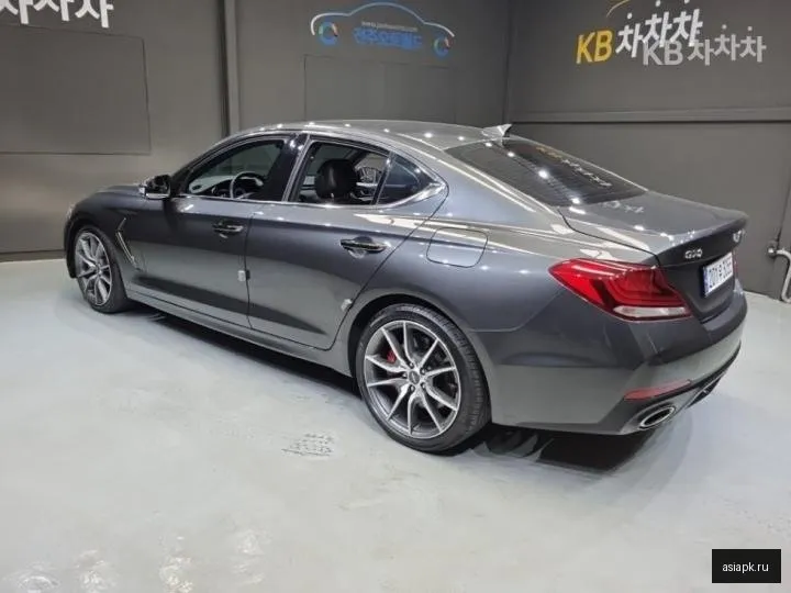 Genesis G70 4