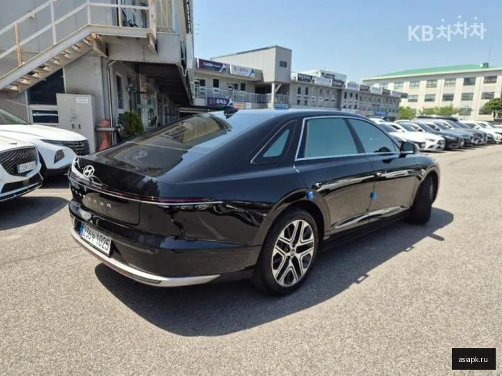 Hyundai Grandeur 3