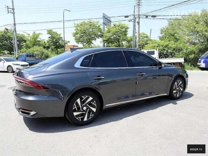 Hyundai Grandeur 3