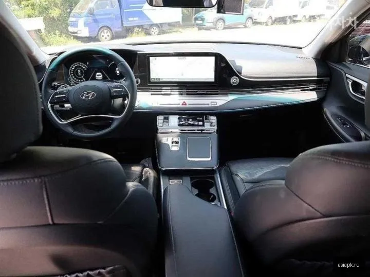Hyundai Grandeur 5