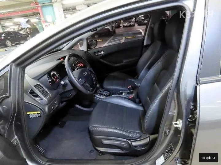 Kia K3 6