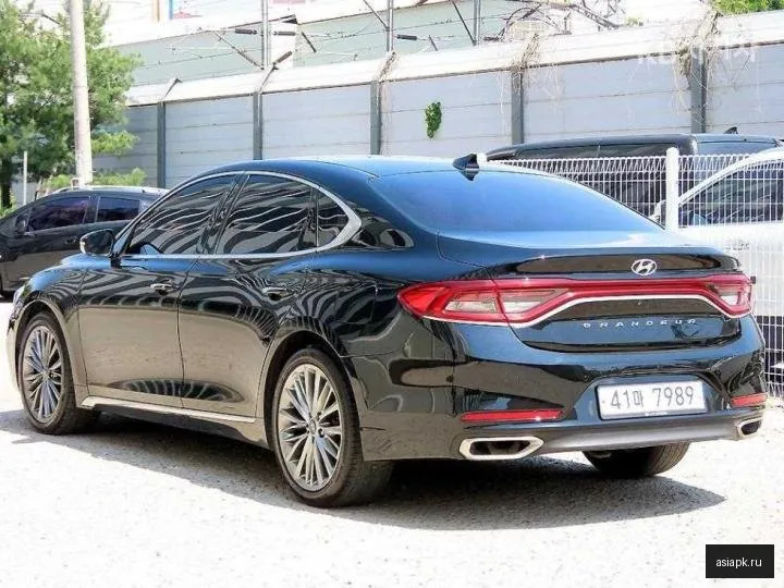 Hyundai Grandeur 3
